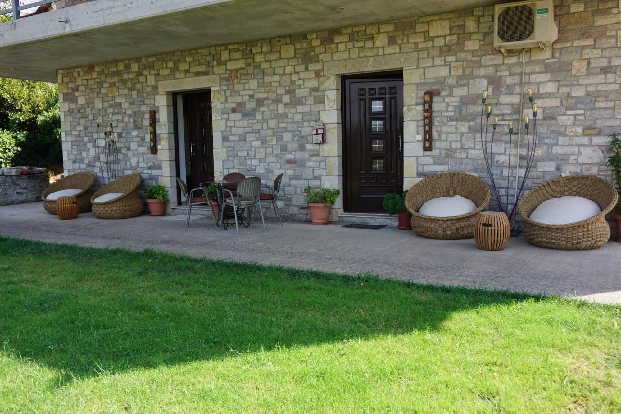 Miterra Cozy Apartments Andrícena Kültér fotó